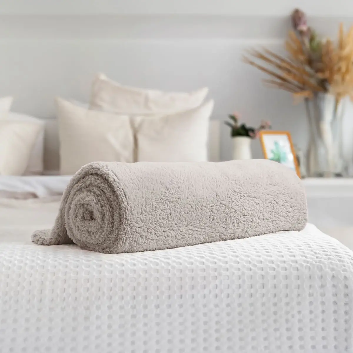 Fino Plush Blanket | Light Brown